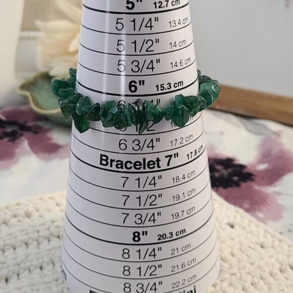 Green Fuchsite Dragon Stone Bracelet | Natural Chip Stretch Healing Jewelry - Picture 6 of 7